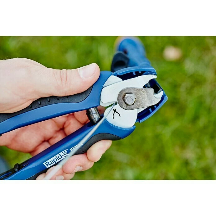 BAUHAUS Rapid Zaunzange FP222 Ohne Ringklammern 5 BAUHAUS Rapid Zaunzange FP222 Ohne Ringklammern – Bild 5